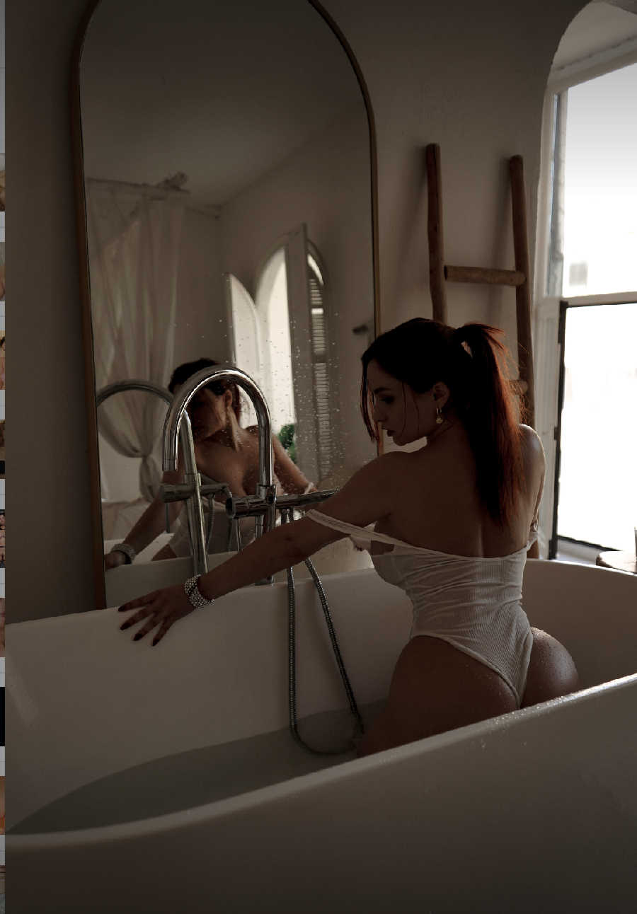 A playful frame from Miranda Faith nude — online in Belford Roche