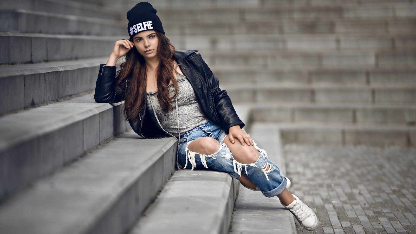 Sassy girls in Belford Roche