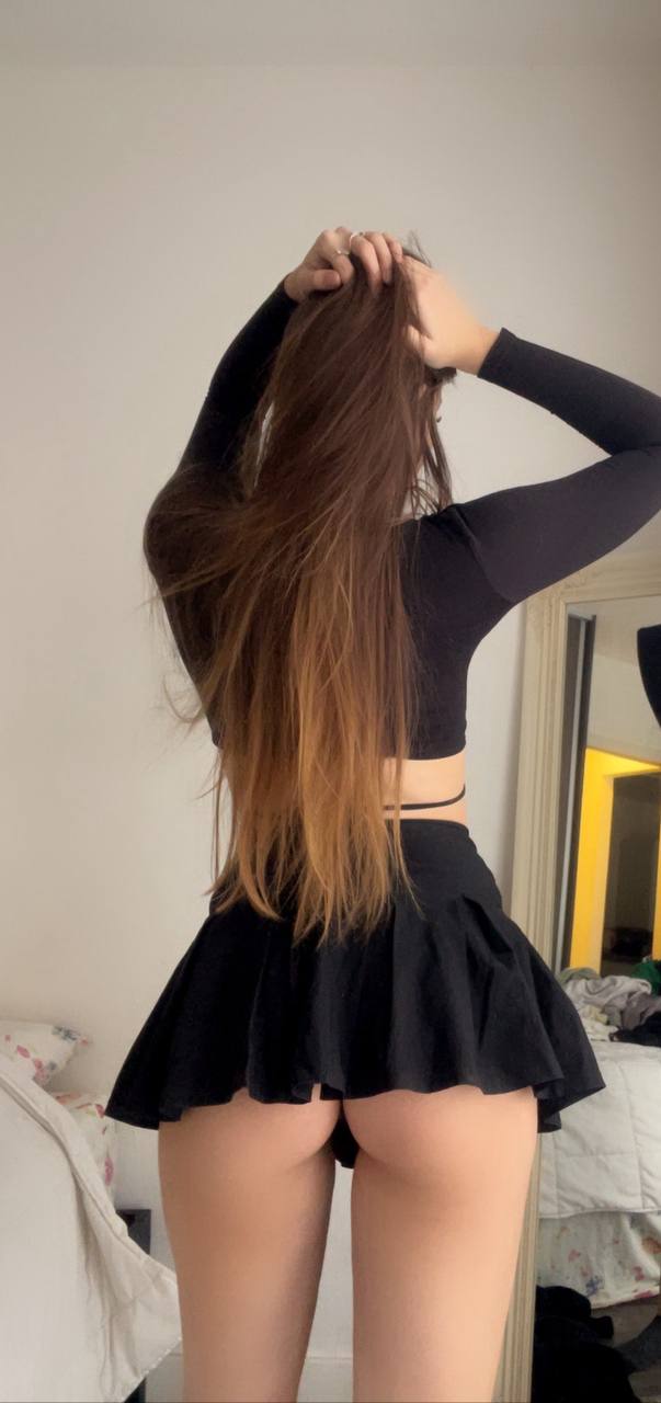 Photo Lola La Fleur in Belford Roche